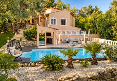 Immaculate 4 bedroom Villa for sale with sea view in Le Cannet, Cannes, Provence Alpes Cote d'Azur
