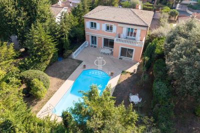 Unique 4 bedroom House for sale in Antibes, Provence Alpes Cote d'Azur