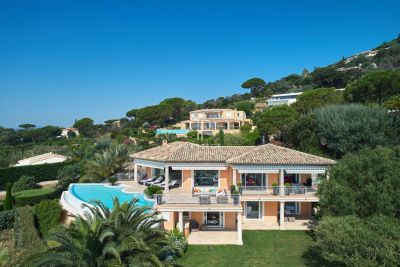 Stunning 5 bedroom Villa for sale with panoramic and sea views in Grimaud, Provence Alpes Cote d'Azur