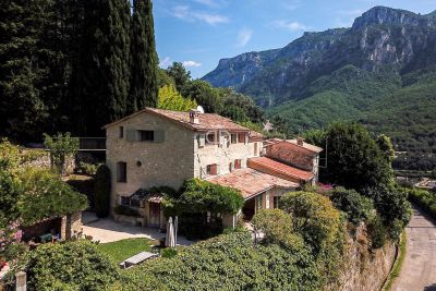 Authentic 5 bedroom House for sale with panoramic view in Le Bar sur Loup, Provence Alpes Cote d'Azur