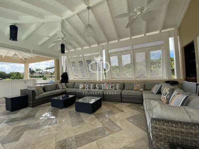 Spacious 7 bedroom Villa for sale in Christ Church, Christ Church