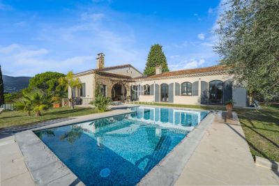 Beautiful 5 bedroom Villa for sale with panoramic view in Valbonne, Provence Alpes Cote d'Azur