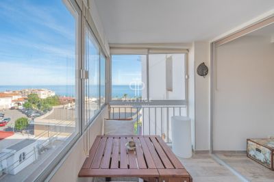 Immaculate 2 bedroom Apartment for sale with sea and panoramic views in Estepona, Andalucia