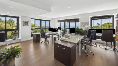 Immaculate 2 bedroom Apartment for sale with panoramic and sea views in Californie, Cannes, Provence Alpes Cote d'Azur