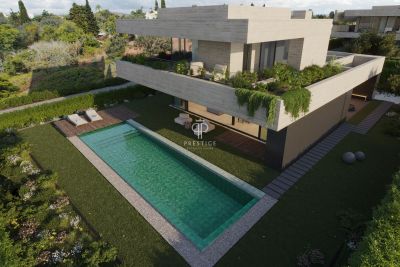 Immaculate 3 bedroom Villa for sale with sea and panoramic views in Praia da Luz, Algarve