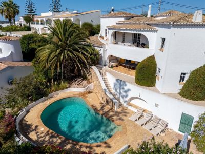 Authentic 3 bedroom Villa for sale with sea view in Praia da Luz, Algarve