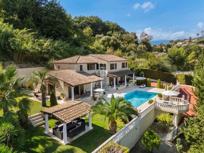 Authentic 5 bedroom House for sale with countryside and panoramic views in Cagnes sur Mer, Provence Alpes Cote d'Azur