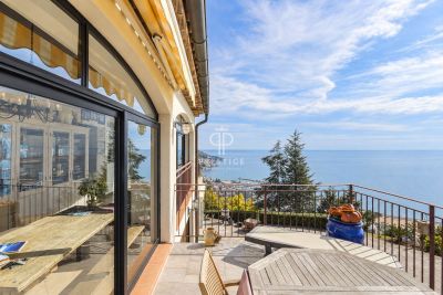 Spacious 5 bedroom Villa for sale with sea and panoramic views in Menton Garavan, Menton, Provence Alpes Cote d'Azur