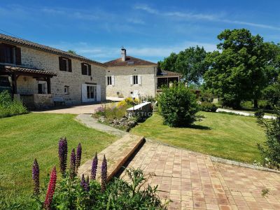 Lovely 12 bedroom Country Property for sale with countryside view with Income Potential in Roquecor, Occitanie