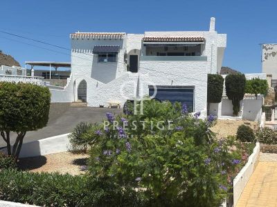 Stylish 4 bedroom Villa for sale with sea view in Mojacar, Andalucia