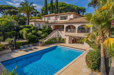 Luxury 4 bedroom House for sale with panoramic and sea views in Sainte Maxime, Provence Alpes Cote d'Azur