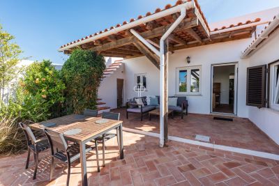 Stylish 2 bedroom Villa for sale with panoramic view in Budens, Algarve