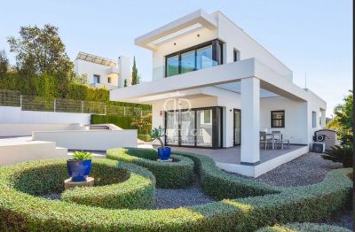 Immaculate 4 bedroom villa for sale with panoramic view in Javea, Valencia
