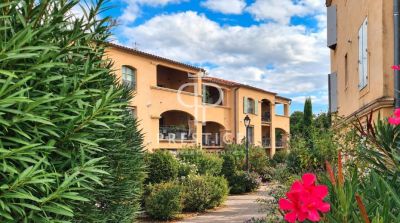 Spacious 3 bedroom Apartment for sale with countryside view in Uzes, Occitanie