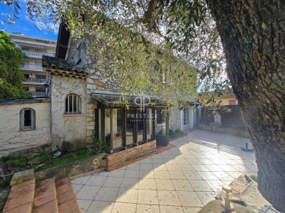 Inviting 3 bedroom House for sale in Cannes, Provence Alpes Cote d'Azur