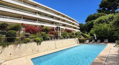 Spacious 3 bedroom Apartment for sale with sea view in Le Cannet, Cannes, Provence Alpes Cote d'Azur