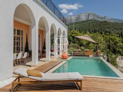 Stunning 3 bedroom Villa for sale with sea view in Ratisevina, Herceg Novi, Coastal Montenegro