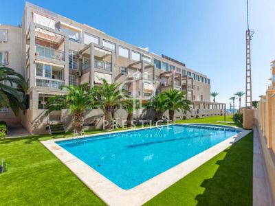 Beachfront 2 bedroom Apartment for sale with sea view in Playa de San Juan, Valencia