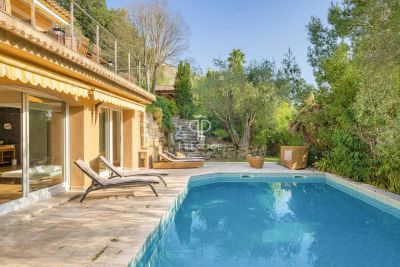 Stunning 5 bedroom House for sale with panoramic view in Roquefort les Pins, Provence Alpes Cote d'Azur