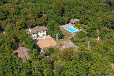 4 bedroom House for sale with panoramic and countryside views with Income Potential in Bargemon, Provence Alpes Cote d'Azur