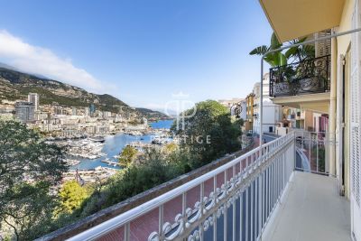 Prestige 2 bedroom Apartment for sale with sea and panoramic views in The Rock, Port and Exotic Gardens