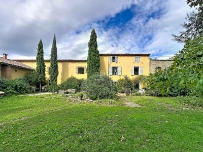 Authentic 9 bedroom Farmhouse for sale with countryside view in Elne, Occitanie