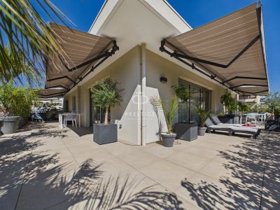Unique 2 bedroom Apartment for sale in Cannes, Provence Alpes Cote d'Azur