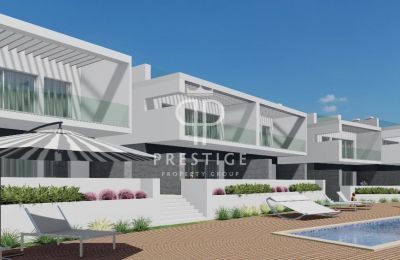 Immaculate 2 bedroom Apartment for sale in Vilamoura, Algarve