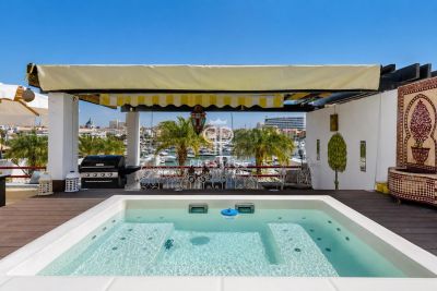 Stunning 5 bedroom Apartment for sale with sea view in Vilamoura, Algarve