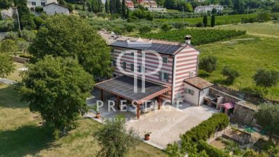 Unique 7 bedroom Estate for sale with panoramic view in Caprino Veronese, Veneto