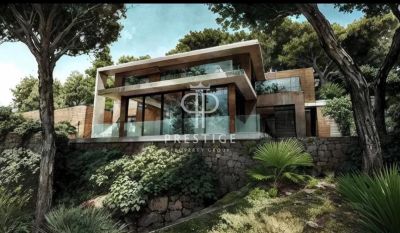 Immaculate 4 bedroom Villa for sale with sea view in Eze, Provence Alpes Cote d'Azur