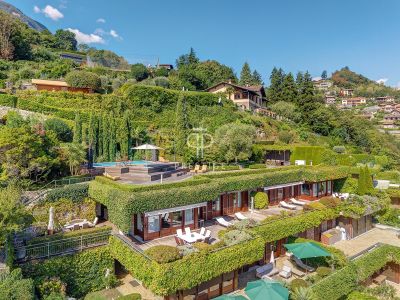 Immaculate 4 bedroom Apartment for sale with lake or river and panoramic views in Menaggio, Tremezzina, Lombardy