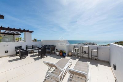 Modern 2 bedroom Apartment for sale with sea view in Lagos, Algarve