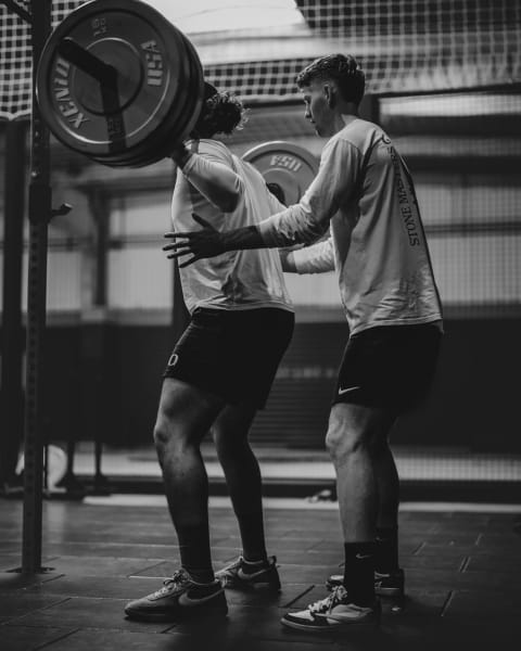 Prépa physique ou remise en forme : je te construis un programme sur mesure, 7j/7 à Paris 📩 #coach #prepaphysique #remiseenforme #paris #handball — Lucas Watteeuw