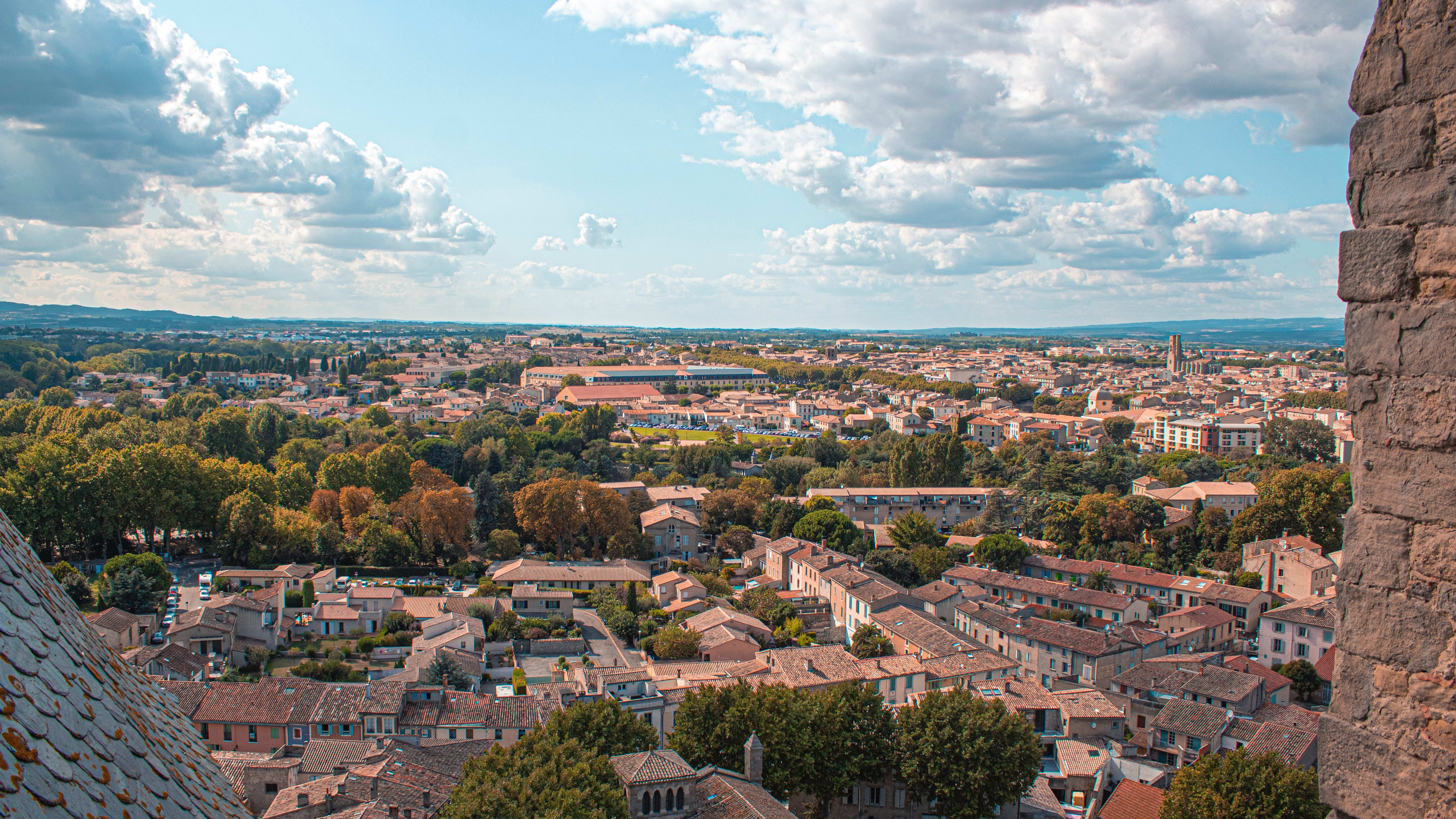 Comment trouver son logement quand on achète à distance ?