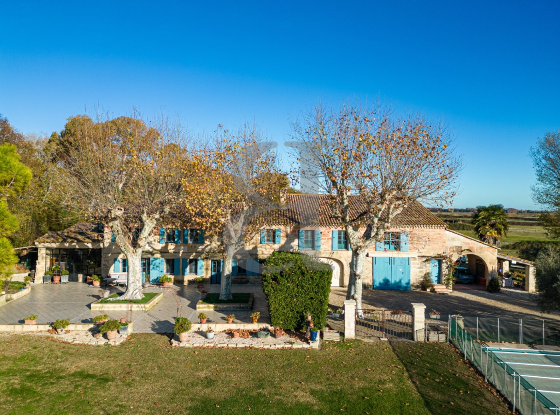 Un superbe Mas situé en Camargue, en pleine nature