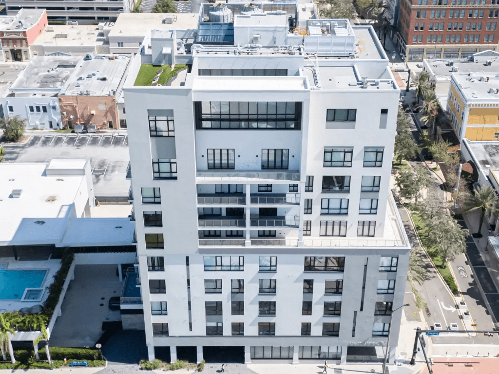 Le Penthouse de l'acteur Tom Cruise situé au sommet de la tour The Skyview - Source : LP Media for NY Post