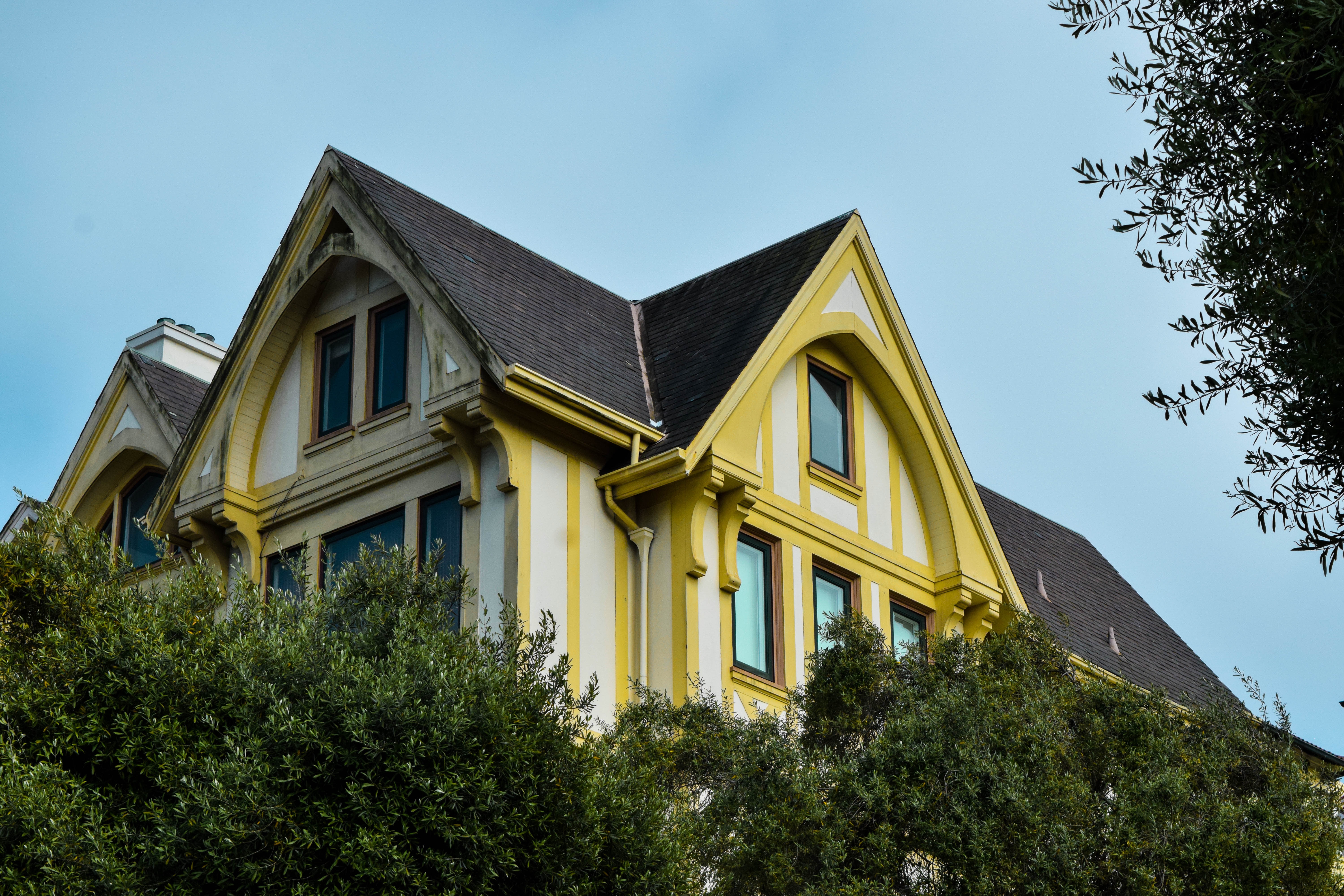 Vendre sa maison par notaire ou agence