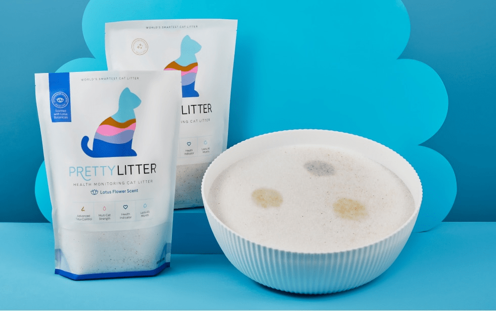 PrettyLitter bag and color indiciator spots in litter