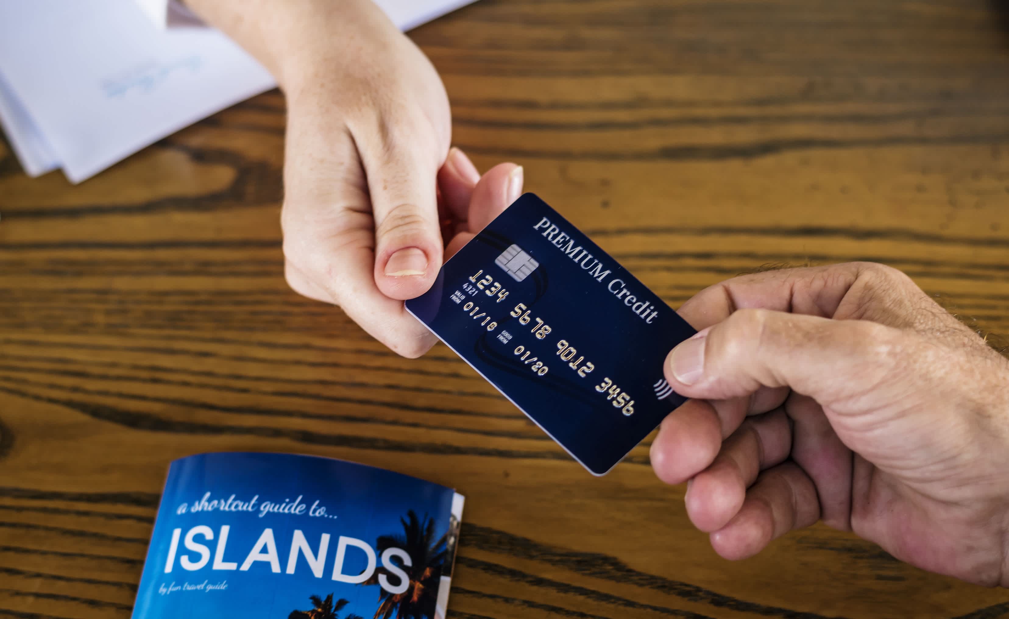 crypto visa card airport lounge