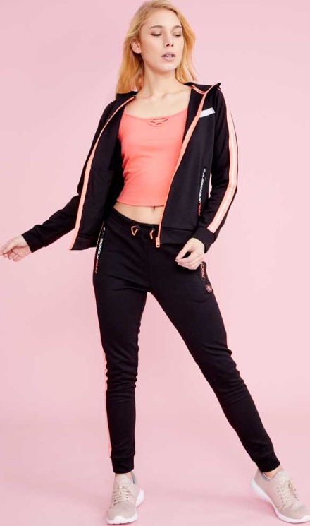 Ropa deportiva mujer price shoes hotsell