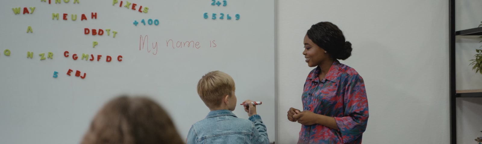 Imagem de destaque do post 5 ideias de materiais impressos escolares para você apostar