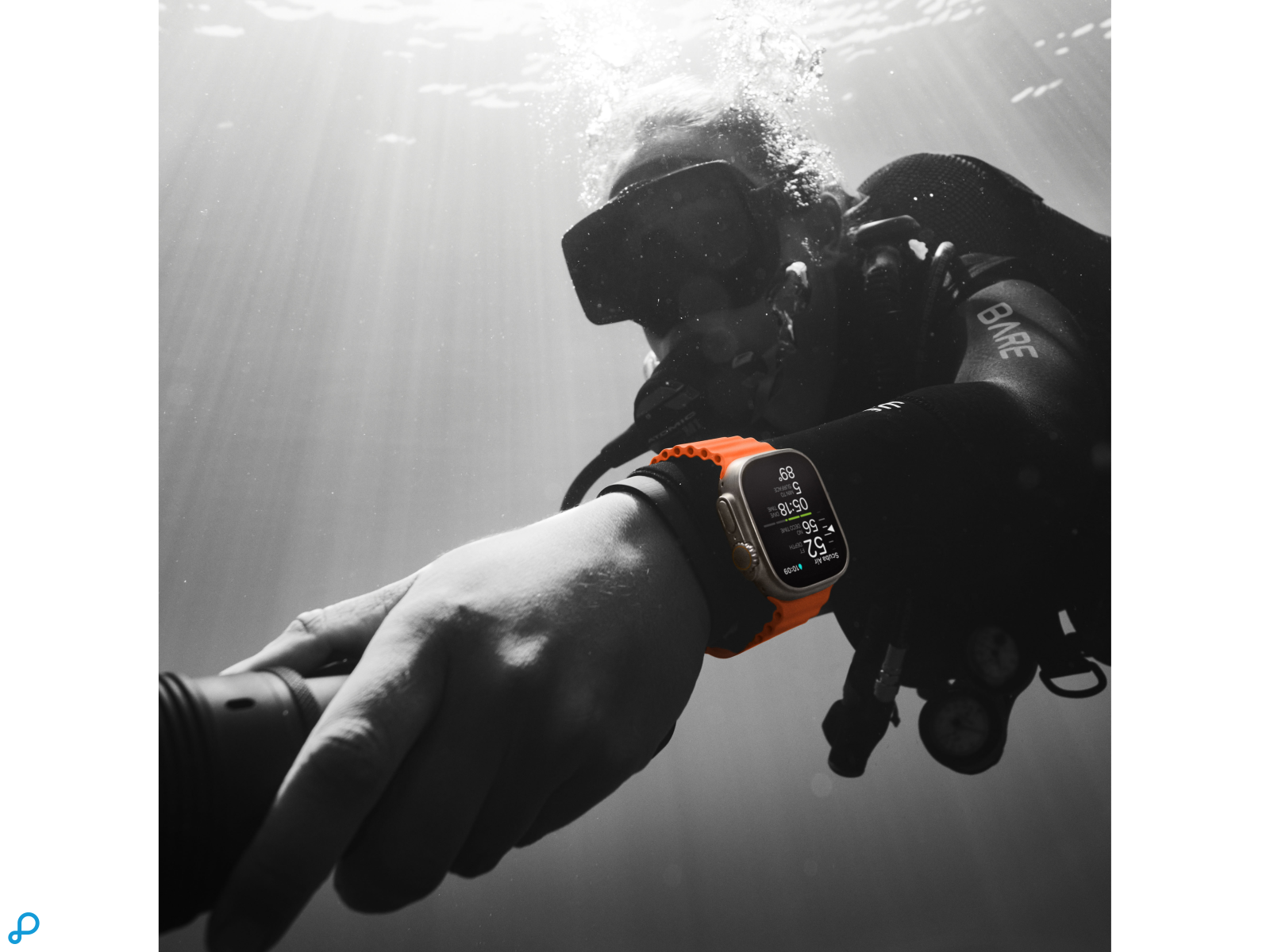Apple Watch Ultra 2 GPS + Cellular, 49mm Titanium Case met Oranje Oceaan Band-4