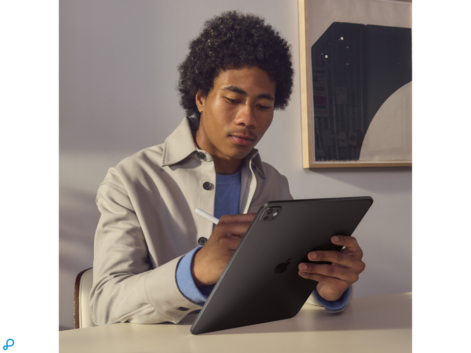 13-inch iPad Pro M5 Wi-Fi 2TB with standard glass - Space Black-5
