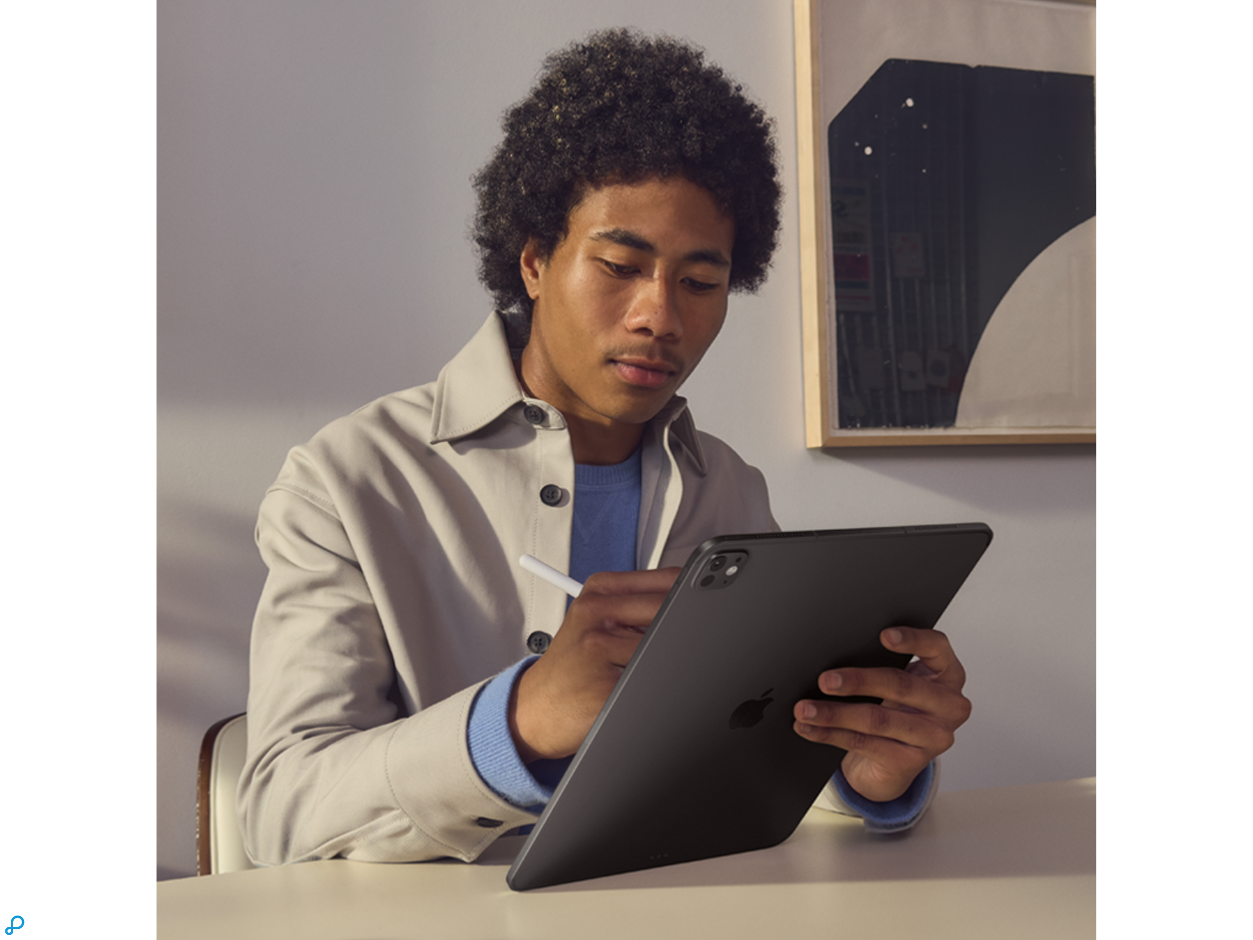 13-inch iPad Pro M5 Wi-Fi 2TB with standard glass - Space Black-5