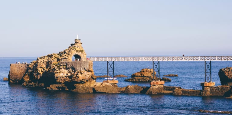 rocher de la vierge biarritz