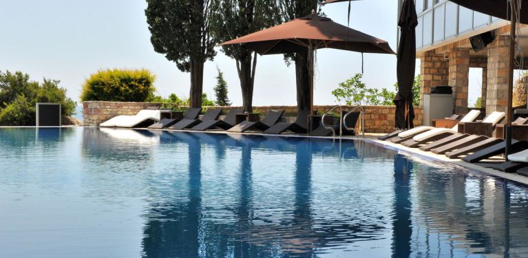 avala hotel montenégro