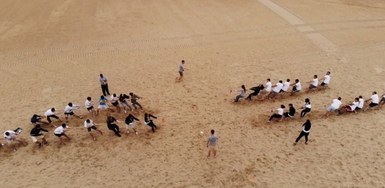 Monitor Deloitte Biarritz plage olympiades tir force basque