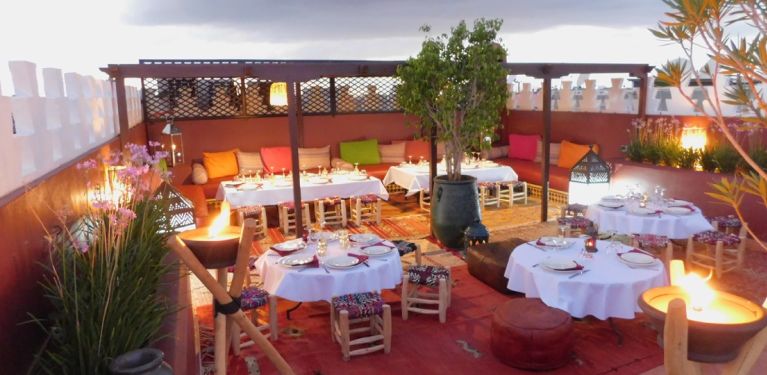 Dîner riad la perle rouge marrakech maroc terrasse