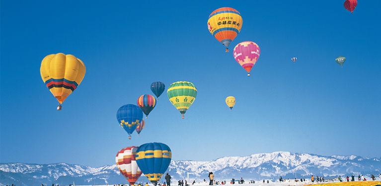 Montgolfière Alpes